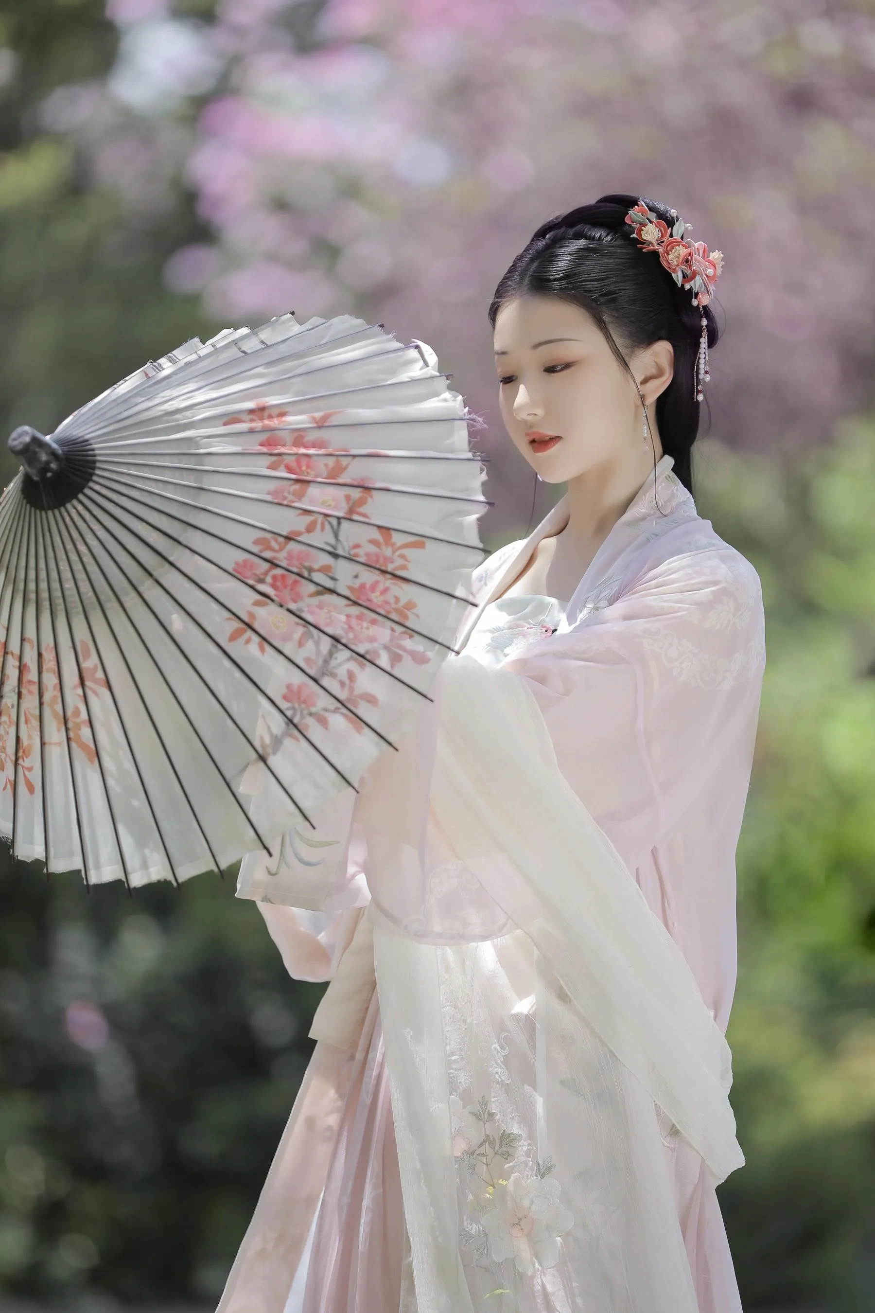[艺图语] 2022.06.03 落花风 酸辣湯兒 [27P]插图1